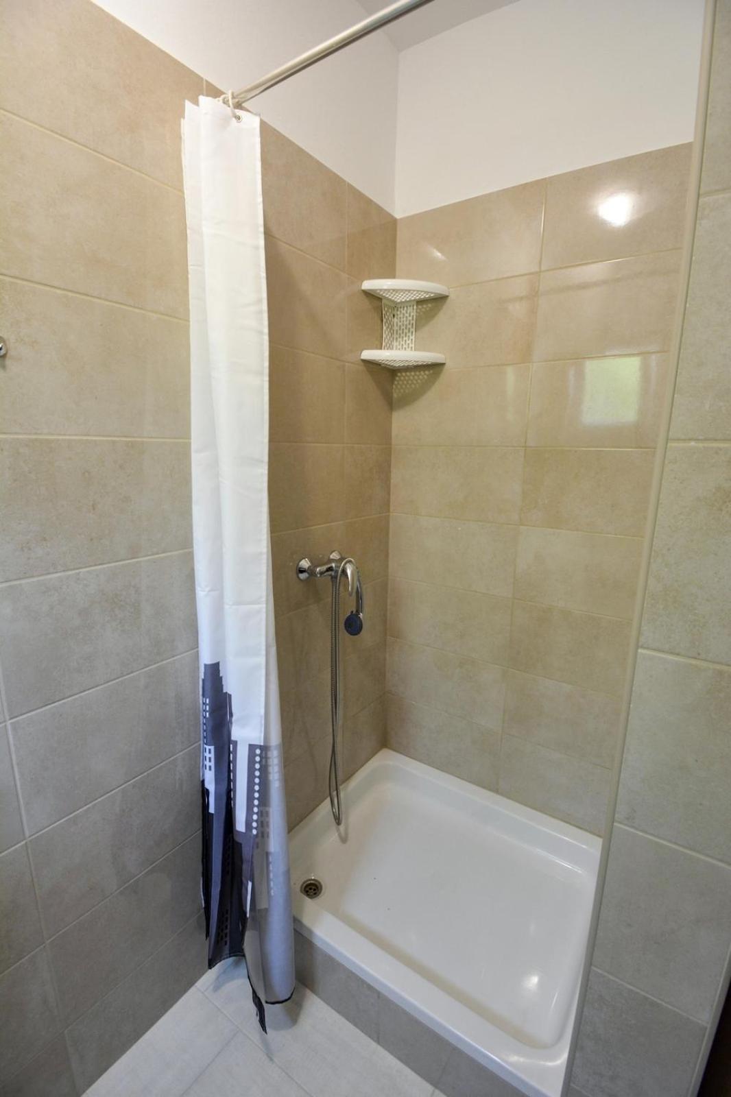 Apartment Zlata *